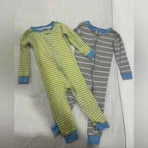 Set of 2 Striped 2T One Piece Pajamas -